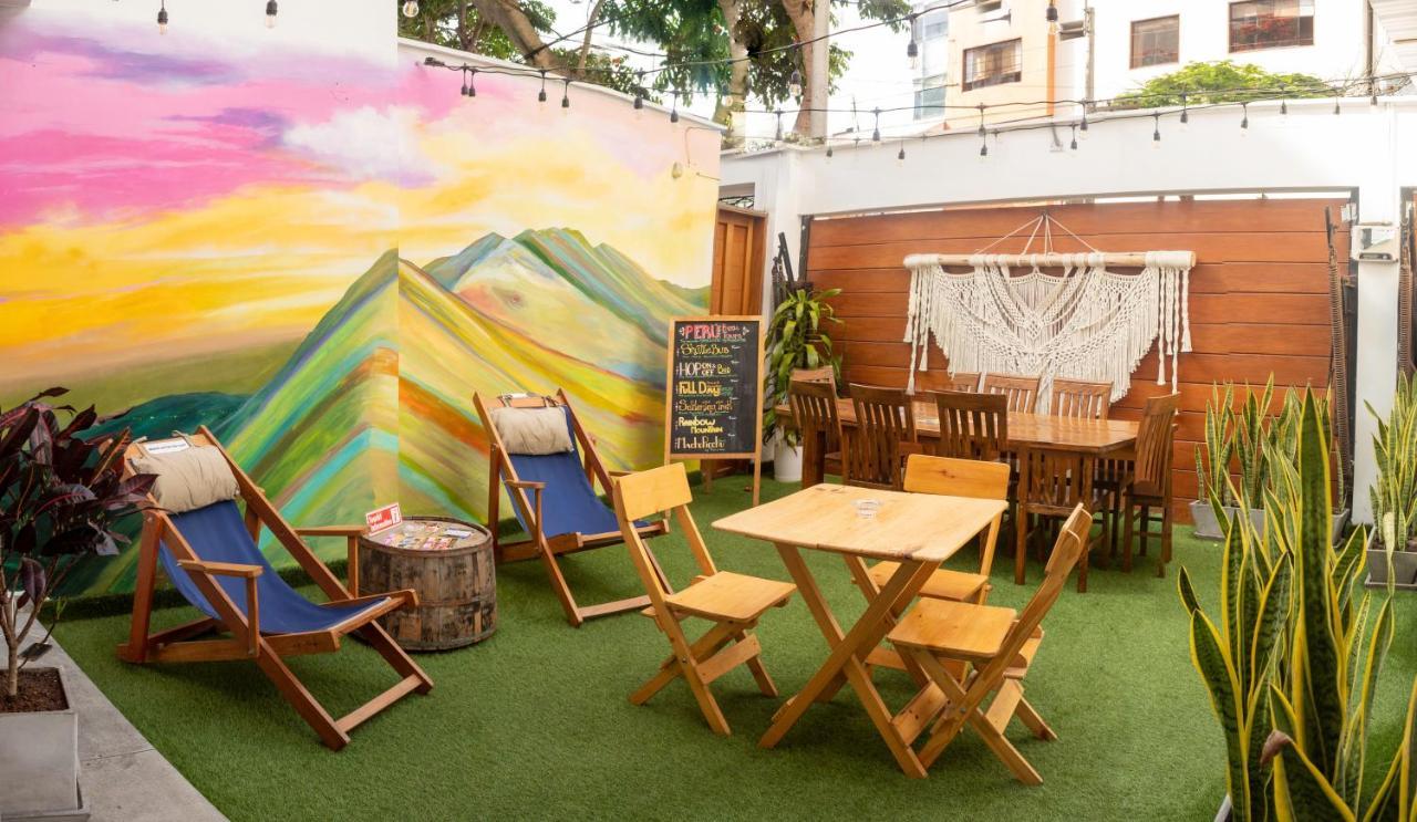 Rainbow Hostel Lima Exterior photo